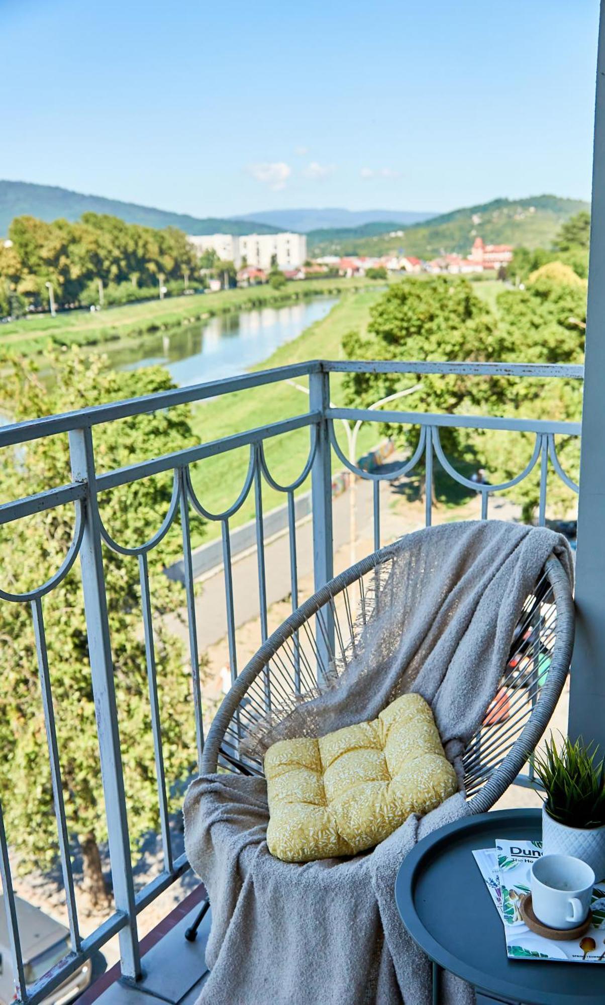 Wonderful Panoramic View Apartment Mukacheve Exterior foto
